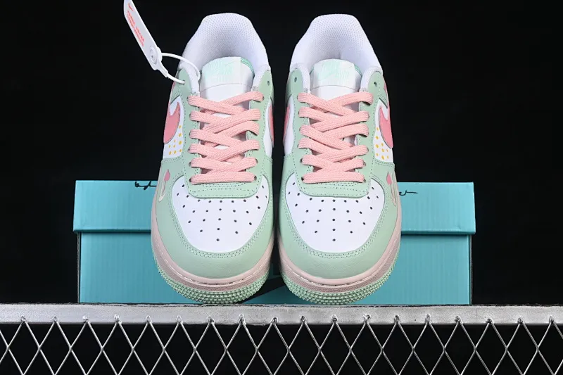 All categories Nk Air Force 1 Air Force series Nk Air Force 1 Low Air Force low top Nike Air Force 1'07 Low "Mint & Pink Sweetheart" Hand-painted graffiti Green and pink sweetheart Air Force 1 low-top casual sneakers DB3301-909